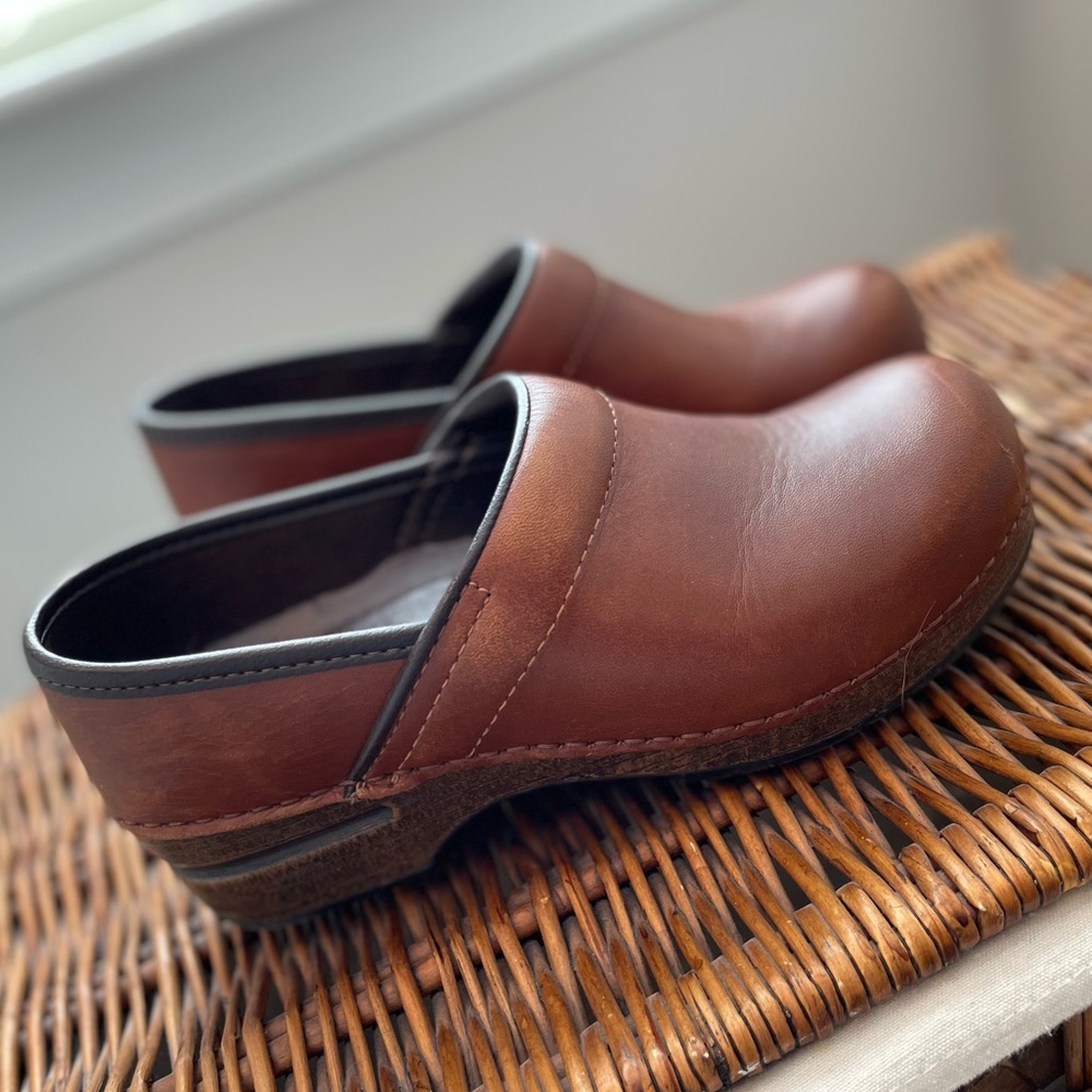 Dansko XP Honey Leather, size 37